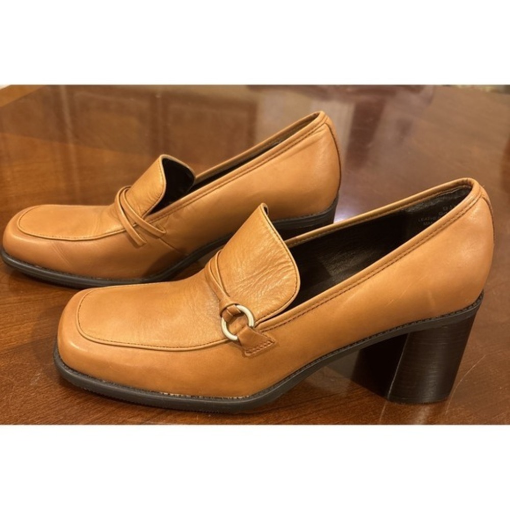 Naturalizer Brown Leather Loafers‎ Block Heel Womens Size 9.5